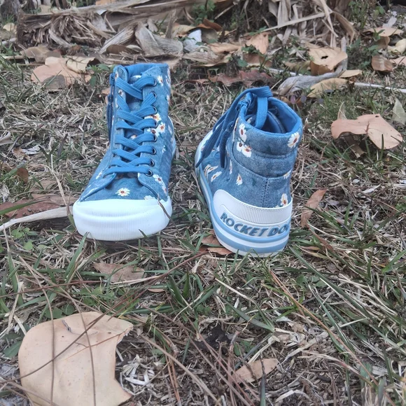 Rocket Dog Blue Floral High-Top Sneakers - Picture 5 of 6